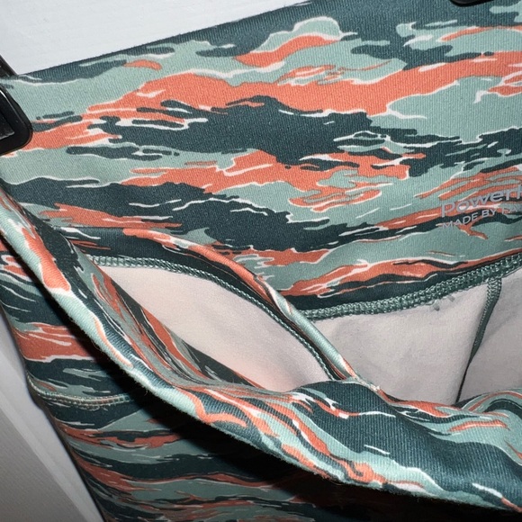 Fabletics legging - Picture 4 of 7